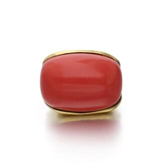 Gold and Chalcedony Ring