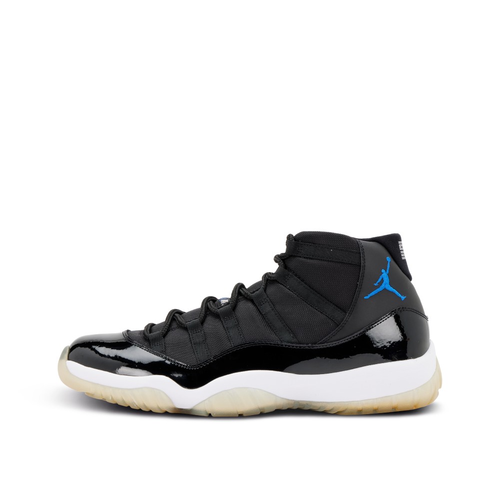 422-nike-air-jordan-11-retro-space-jam.jpg