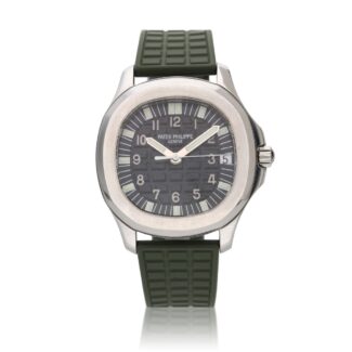 Aquanaut Reference 5065A, a stainless steel automatic wristwatch with date