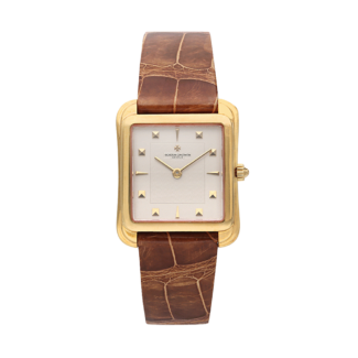 Toledo Les Historiques Reference 31100, a yellow gold manual wind wristwatch with strap