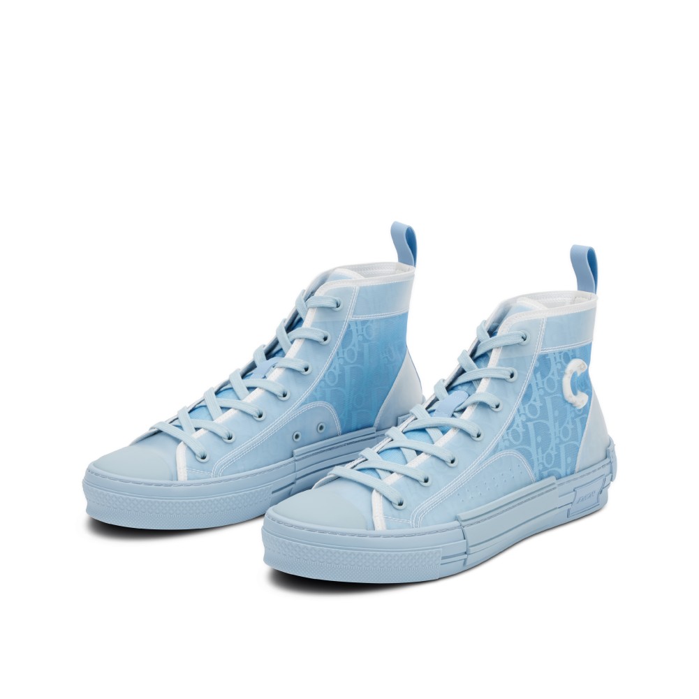 799-891sneakers-cb6p6-01.jpg