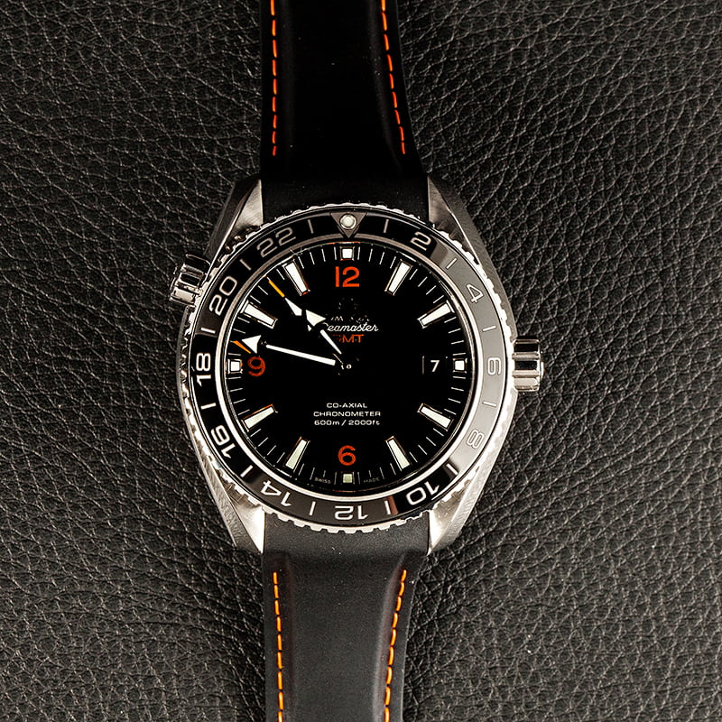 zOmega-Seamaster-Planet-Ocean-141715s-Edit.jpg